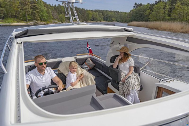 Marex 310 Sun Cruiser