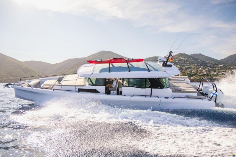 Axopar 45 Cross Cabin