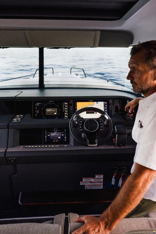 Axopar 45 Cross Cabin