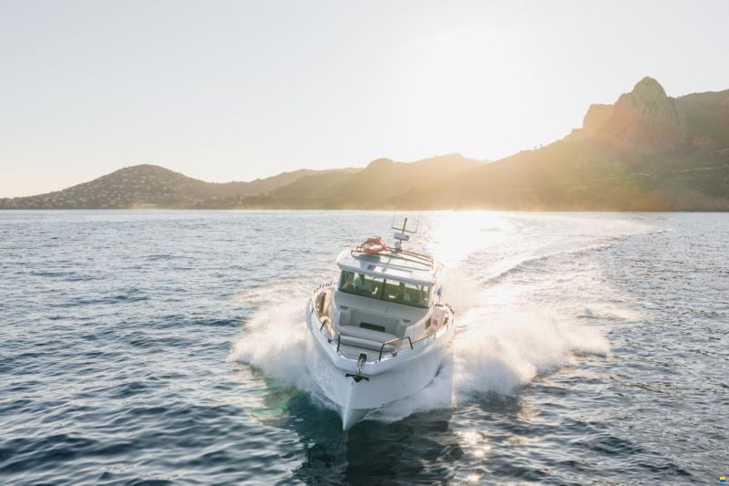 Axopar 45 Cross Cabin