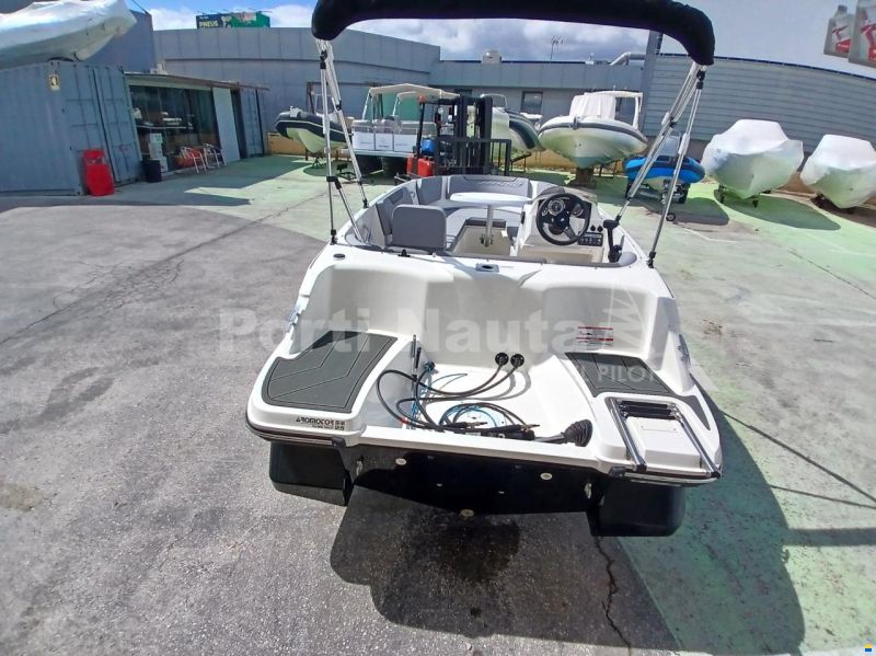 Bayliner M15
