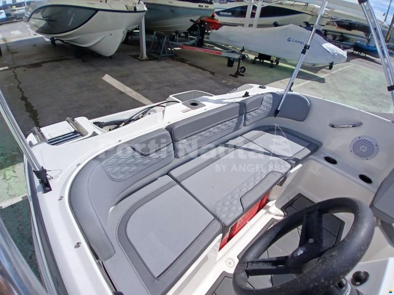Bayliner M15