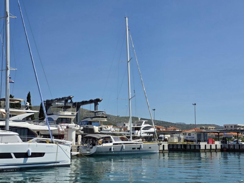 Beneteau Oceanis 55.1