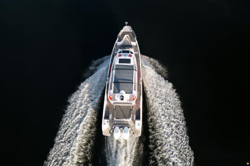 Axopar 38 Cross Cabin