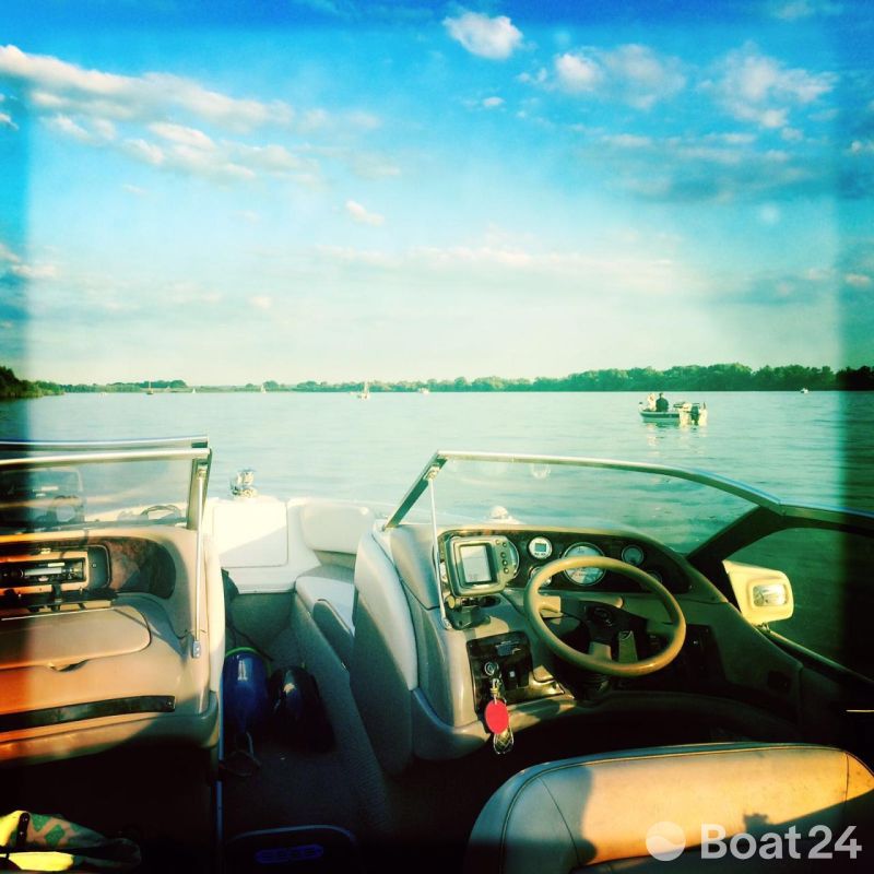 Regal 2100 LSR Bowrider