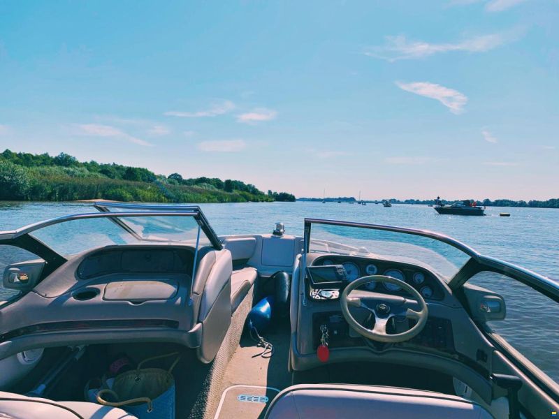Regal 2100 LSR Bowrider