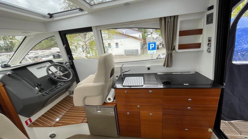 Nimbus 305 Coup&eacute;