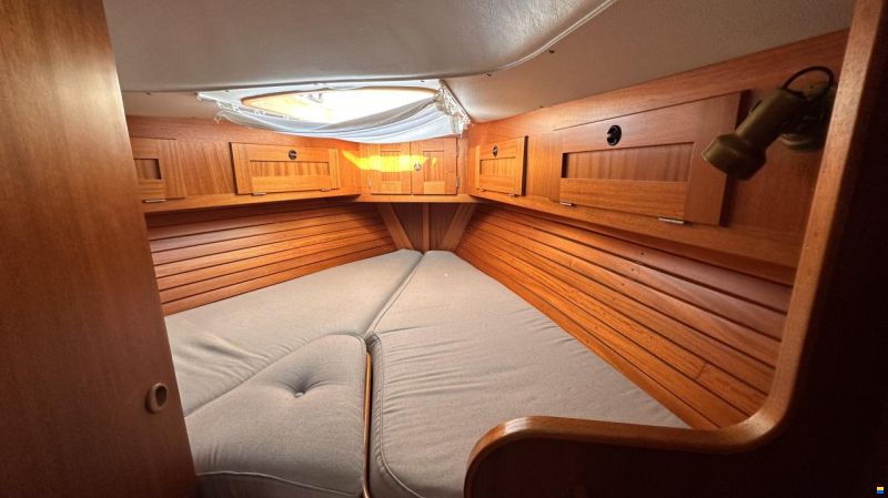 Hallberg-Rassy 36