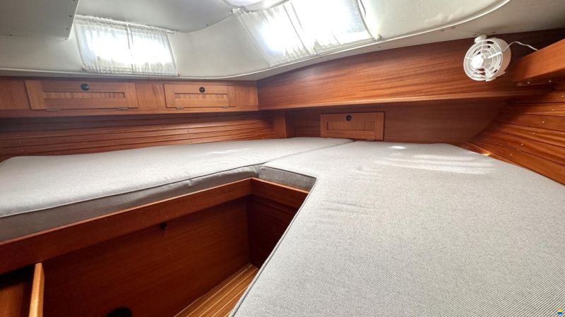 Hallberg-Rassy 36