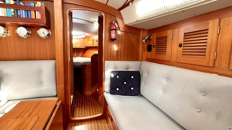 Hallberg-Rassy 36