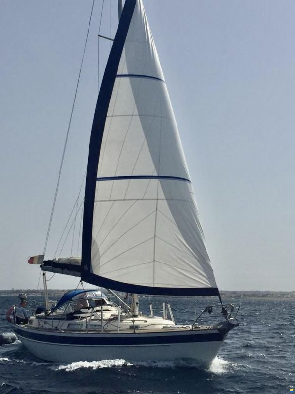 Hallberg-Rassy 36