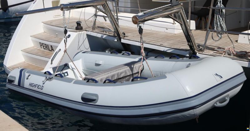 Lagoon 450 (2012)