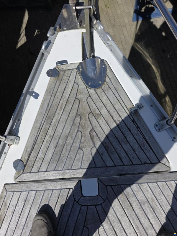 Bavaria 32