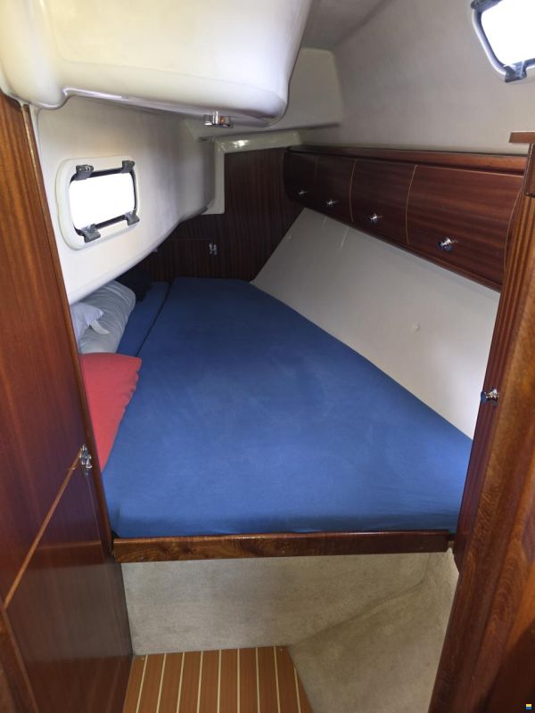 Bavaria 32
