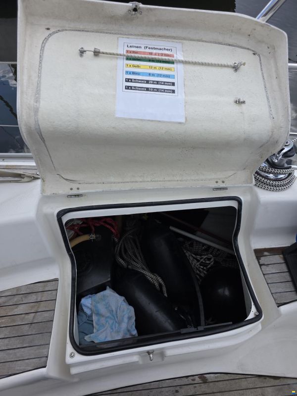 Bavaria 32