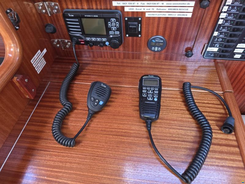 Bavaria 32