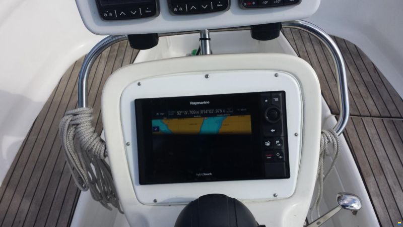 Bavaria 32