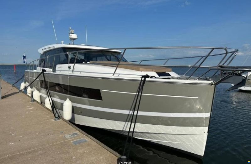Jeanneau NC14 with new engines