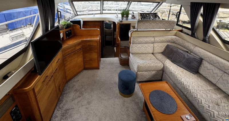 Princess 435