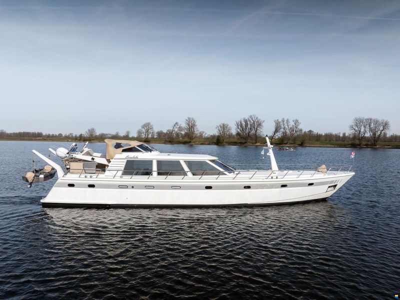 Laancruiser 2100