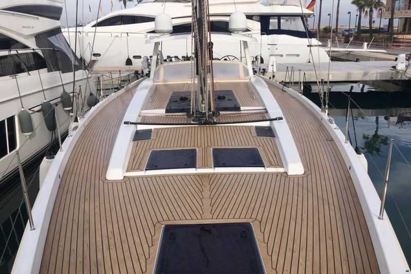 Hanse 588