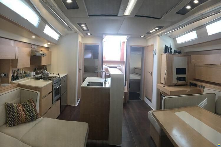 Hanse 588