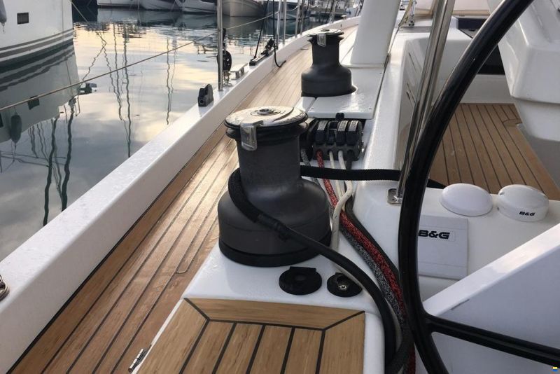 Hanse 588