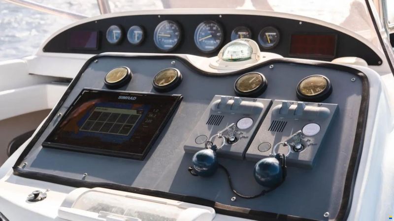 SACS Stratos S42