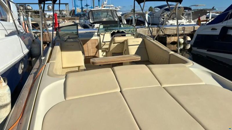 Chris Craft 32 Corsair