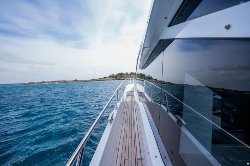 Sunseeker Predator 74 Xps