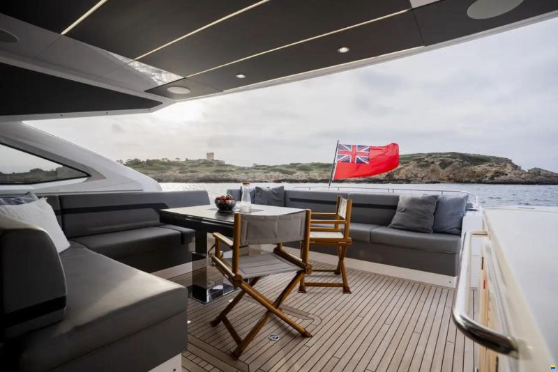 Sunseeker Predator 74 Xps