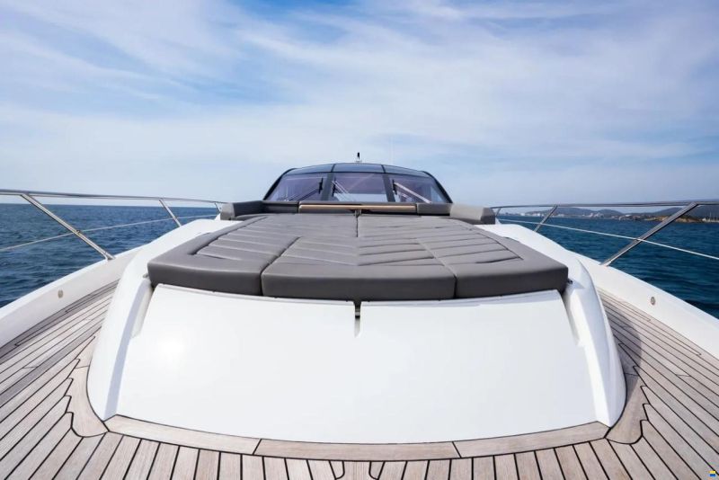 Sunseeker Predator 74 Xps