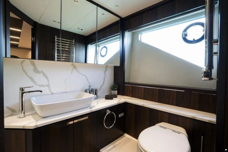 Sunseeker Predator 74 Xps