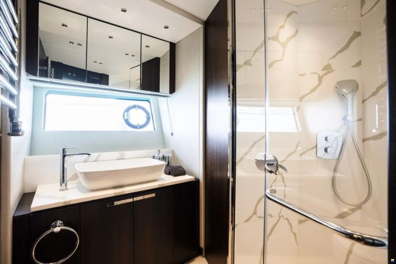 Sunseeker Predator 74 Xps