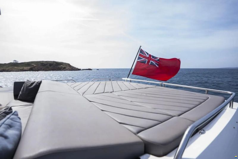 Sunseeker Predator 74 Xps