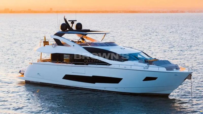 Sunseeker 86 Yacht