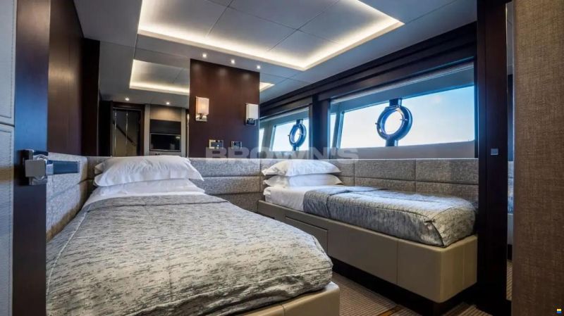 Sunseeker 86 Yacht