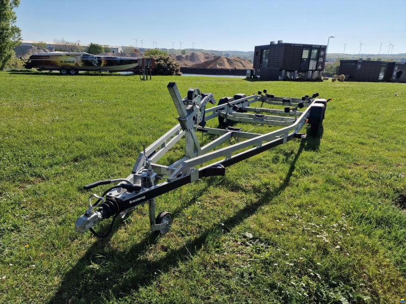 Brig Eagle 650