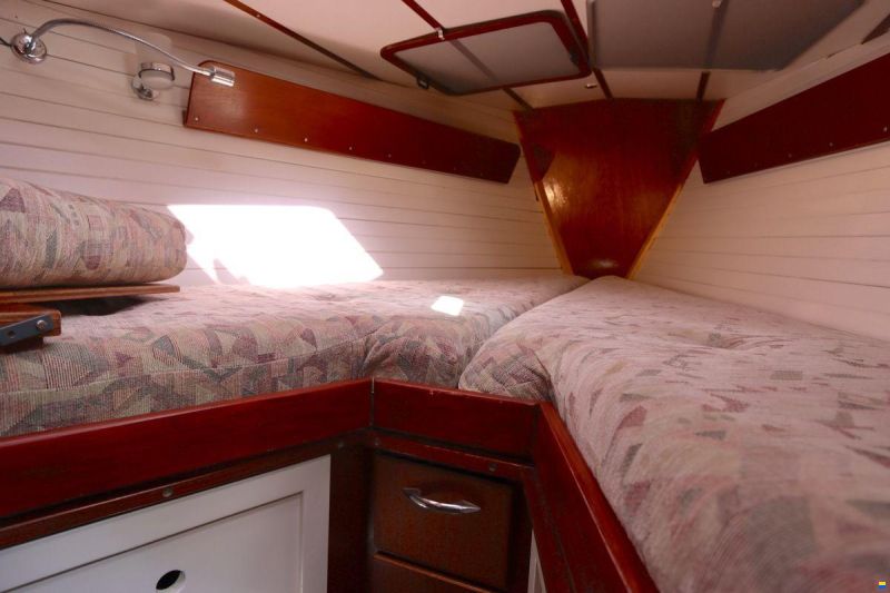 Koopmans 33 Deck Salon