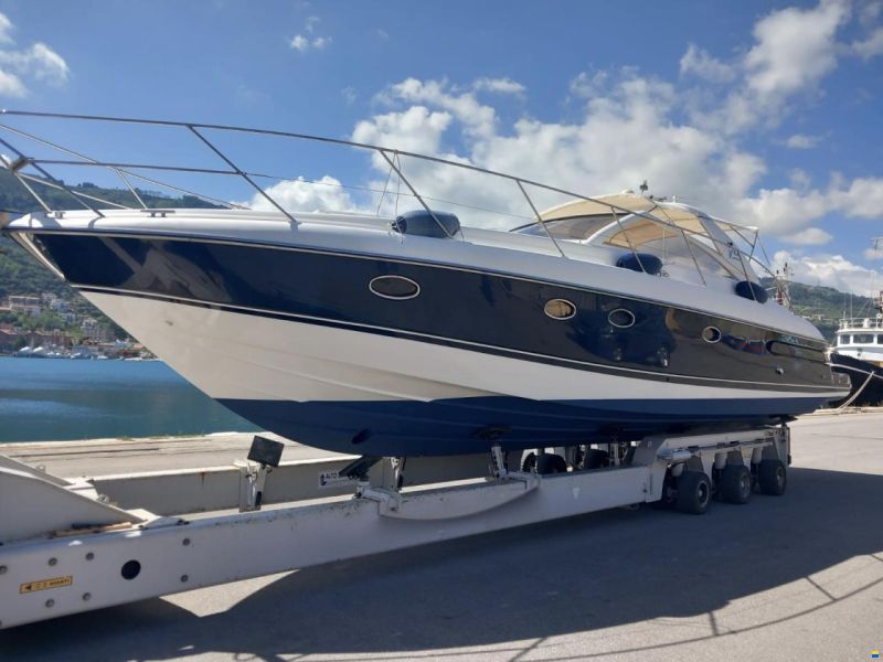 Princess V42