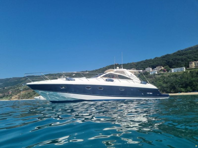 Princess V42