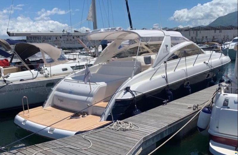 Princess V42
