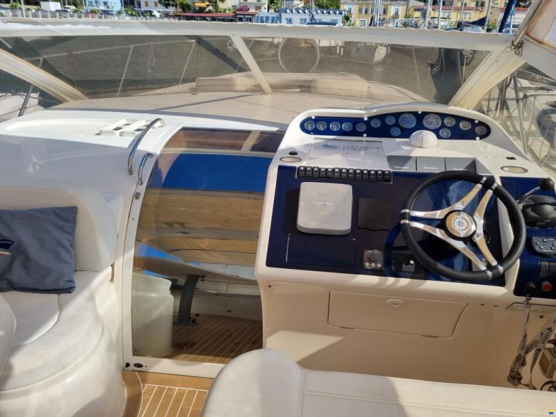 Princess V42