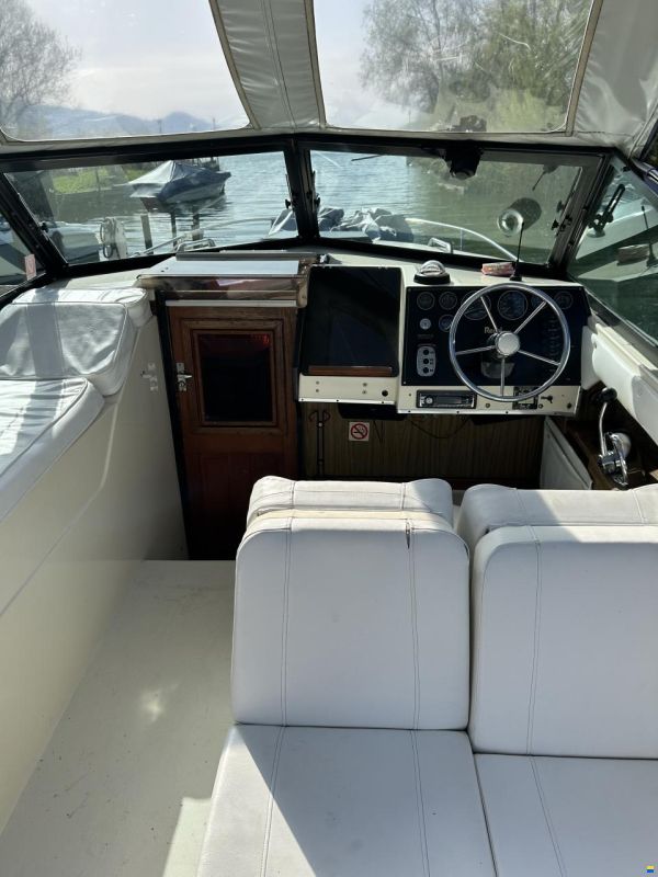 Regal Ambassador 245XL