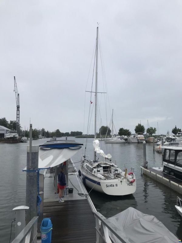 Gilbert Marine Gib Sea 31