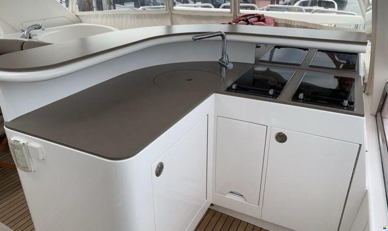 Elegance 72 Fly