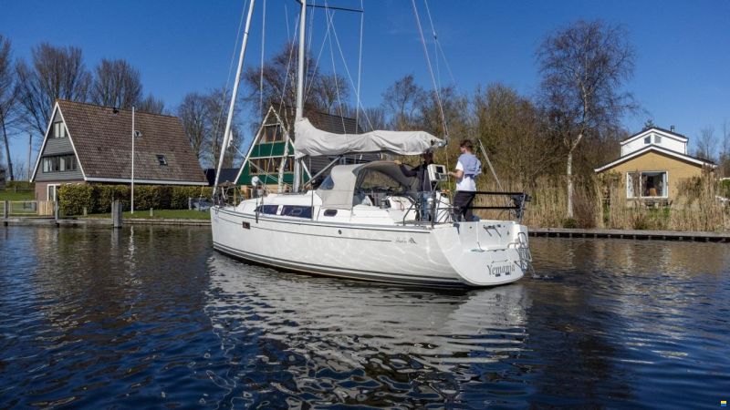 Hanse 320