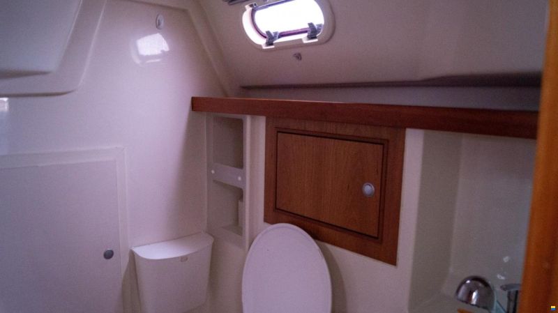 Hanse 320