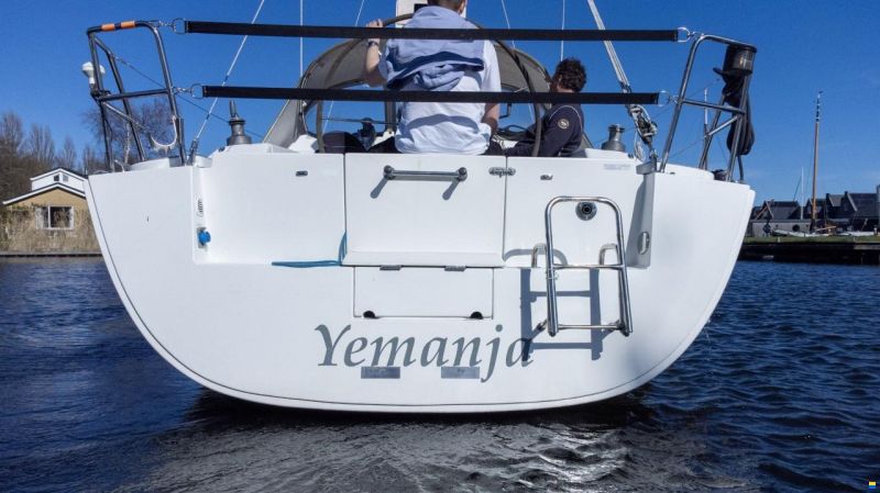 Hanse 320