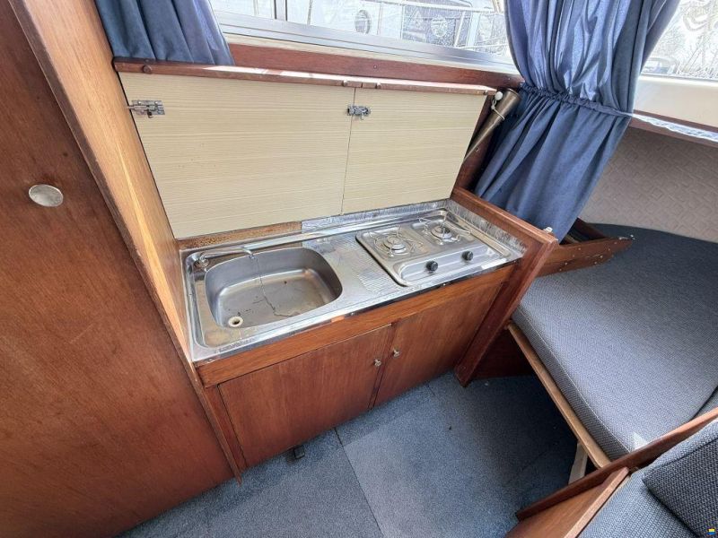 Marco Yachts 720